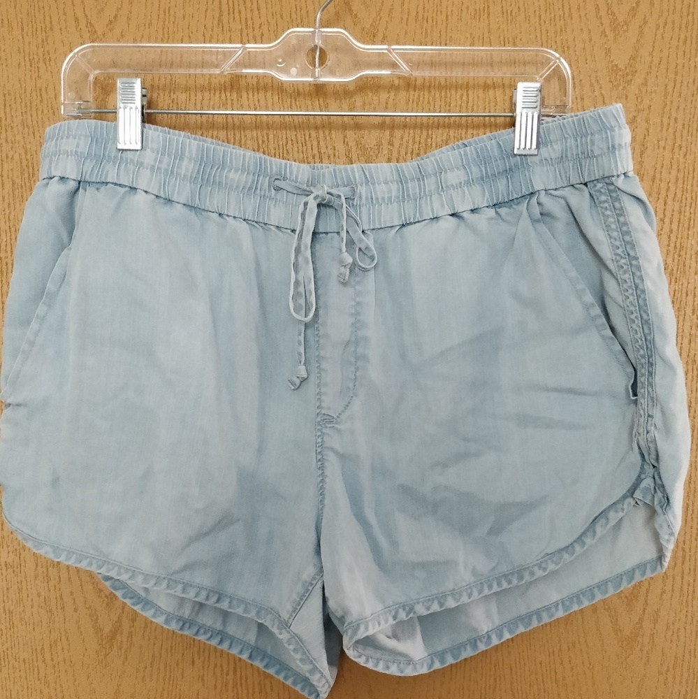 Gap Chambray Soft Shorts